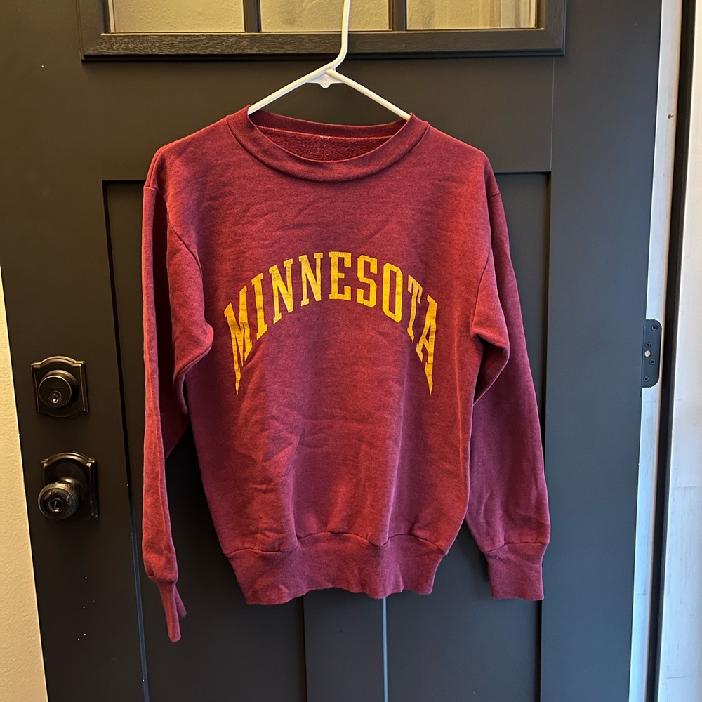 maroon minnesota crewneck sweatshirt